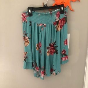 3/4 length off the shoulder floral top